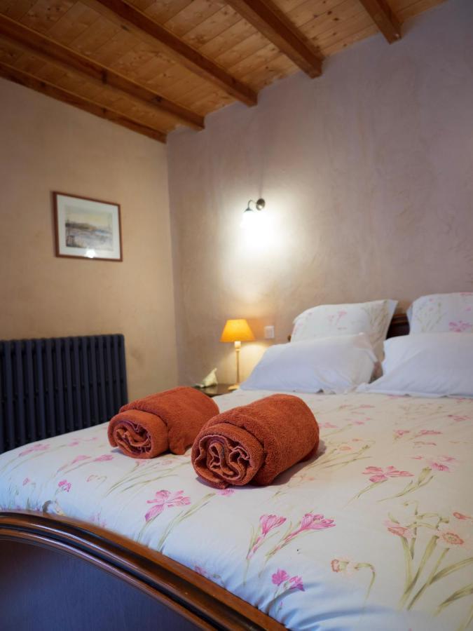 Au Fil Des Saisons Bed and Breakfast Les Cotes de Corps Eksteriør billede